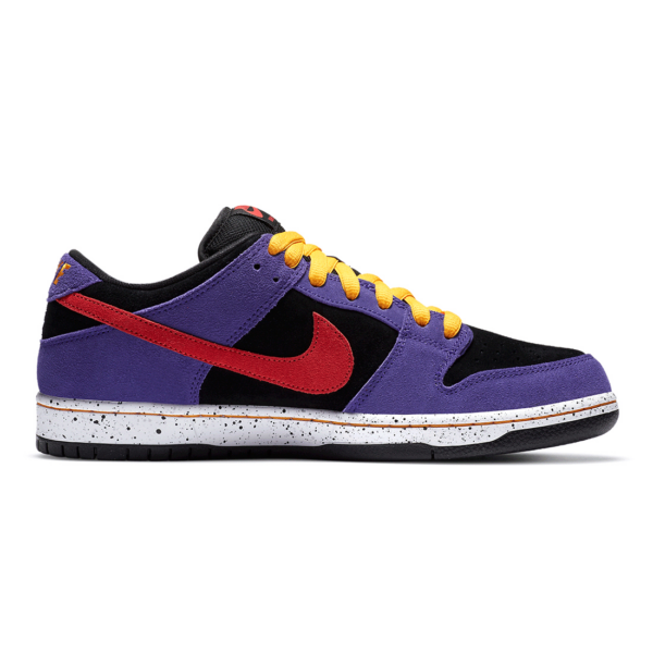 Nike Dunk Low Pro SB ACG Terra for sale - Image 3