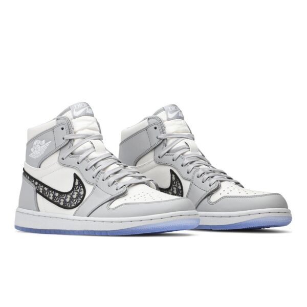 Dior x Nike Air Jordan 1 Retro High Grey for sale