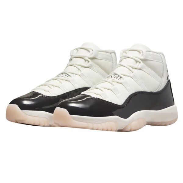 Wmns Air Jordan 11 Retro Neapolitan for sale