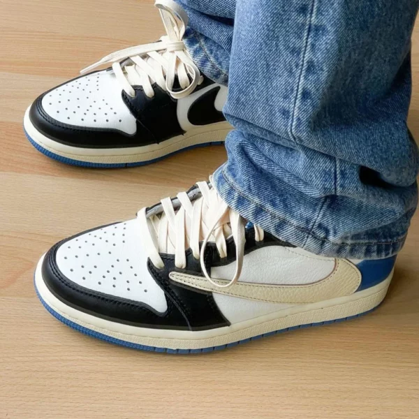 Fragment Design x Travis Scott x Air Jordan 1 Retro Low - Image 6