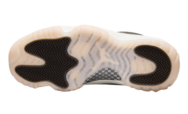 Wmns Air Jordan 11 Retro Neapolitan for sale - Image 7