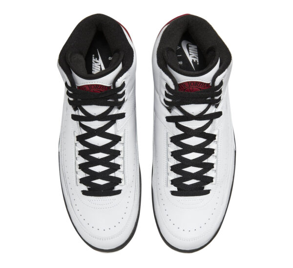 Nike Air Jordan 2 Retro ‘Chicago’ 2022 for sale - Image 2