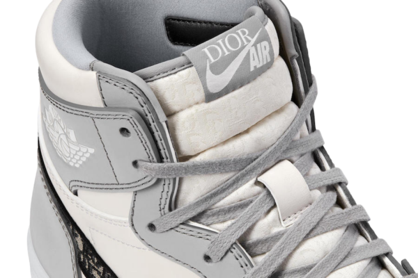 Dior x Nike Air Jordan 1 Retro High Grey for sale - Image 5