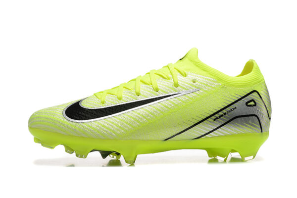 Nike Mercurial Superfly 16 in Green - Image 4