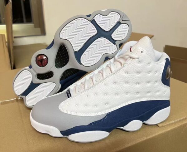 Official Photos of the Air Jordan 13 “French Blue” - Image 12