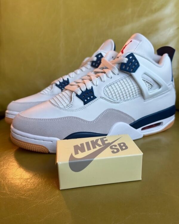 Nike SB x Air Jordan 4 “Navy” Releases March 2025 - Image 11